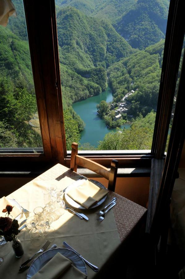 Borgo Delle Panie Bed & Breakfast Careggine Екстериор снимка